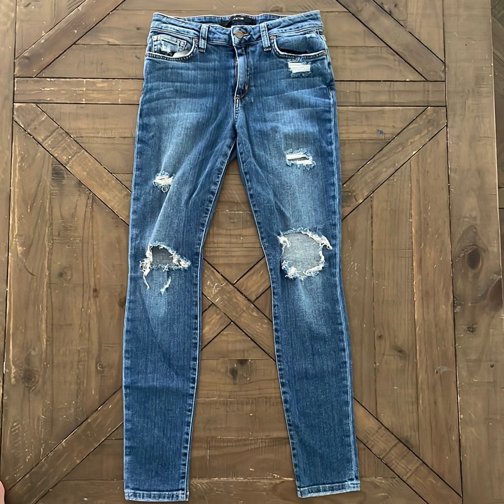 Joe’s jeans, skinny ankle, size 27, mid rise